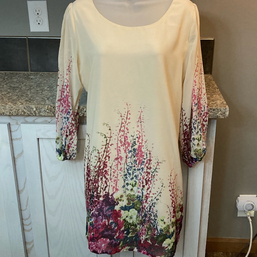 Floral Dress with Sleeves-Size Medium